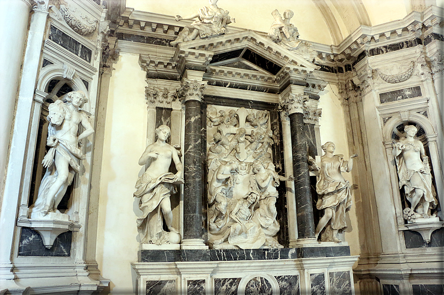 foto Basilica di San Pietro di Castello